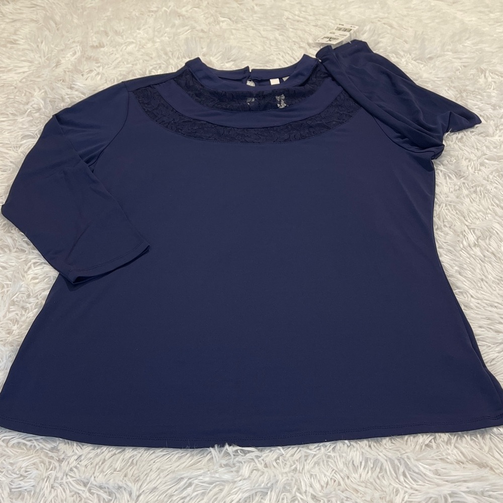 NY COLLECTION Navy Long Sleeve Top SIZE M PULLOVER BUTTON AT BACK TOP